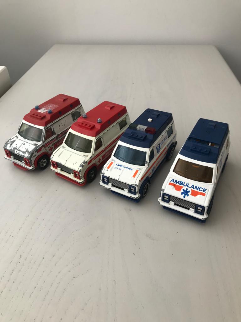 Majorette Ford E350 Ambulance 1:36, Ophalen of Verzenden, Gebruikt, Auto, Overige merken