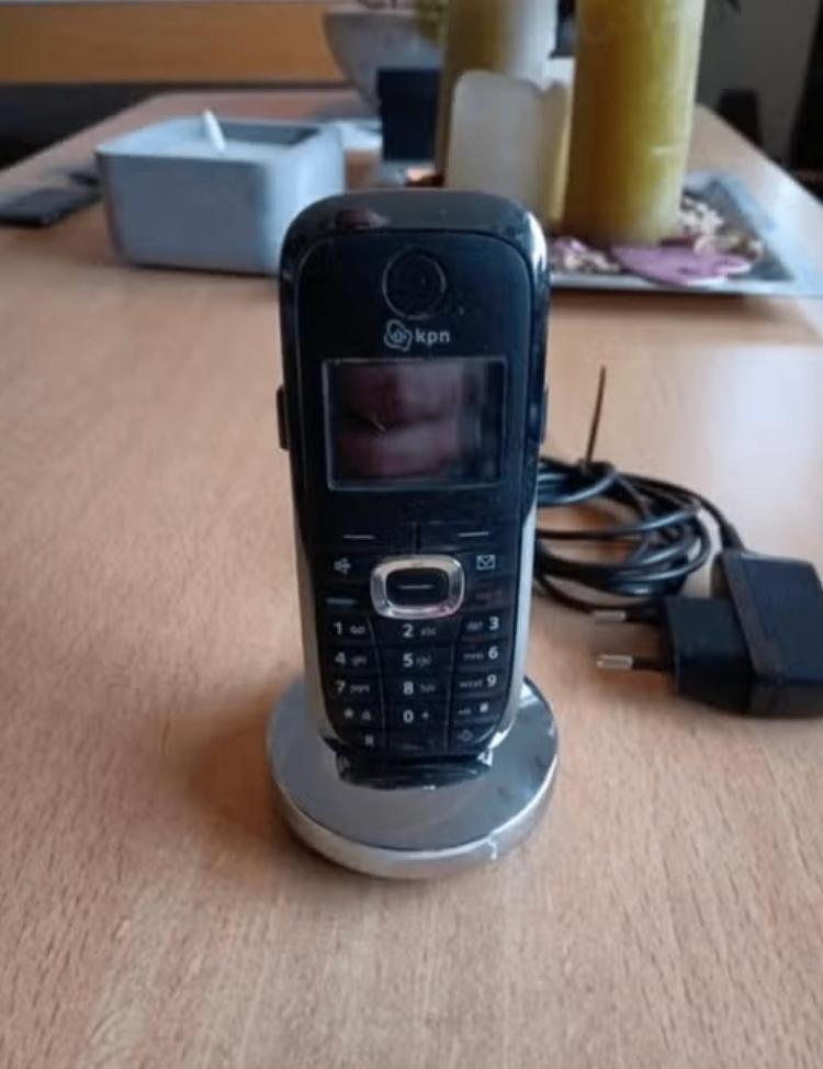 KPN Chicago 800M Micro (handset met oplader) als nieuw, 1 handset, Ophalen of Verzenden, Zo goed als nieuw, Info@gigaset.nl