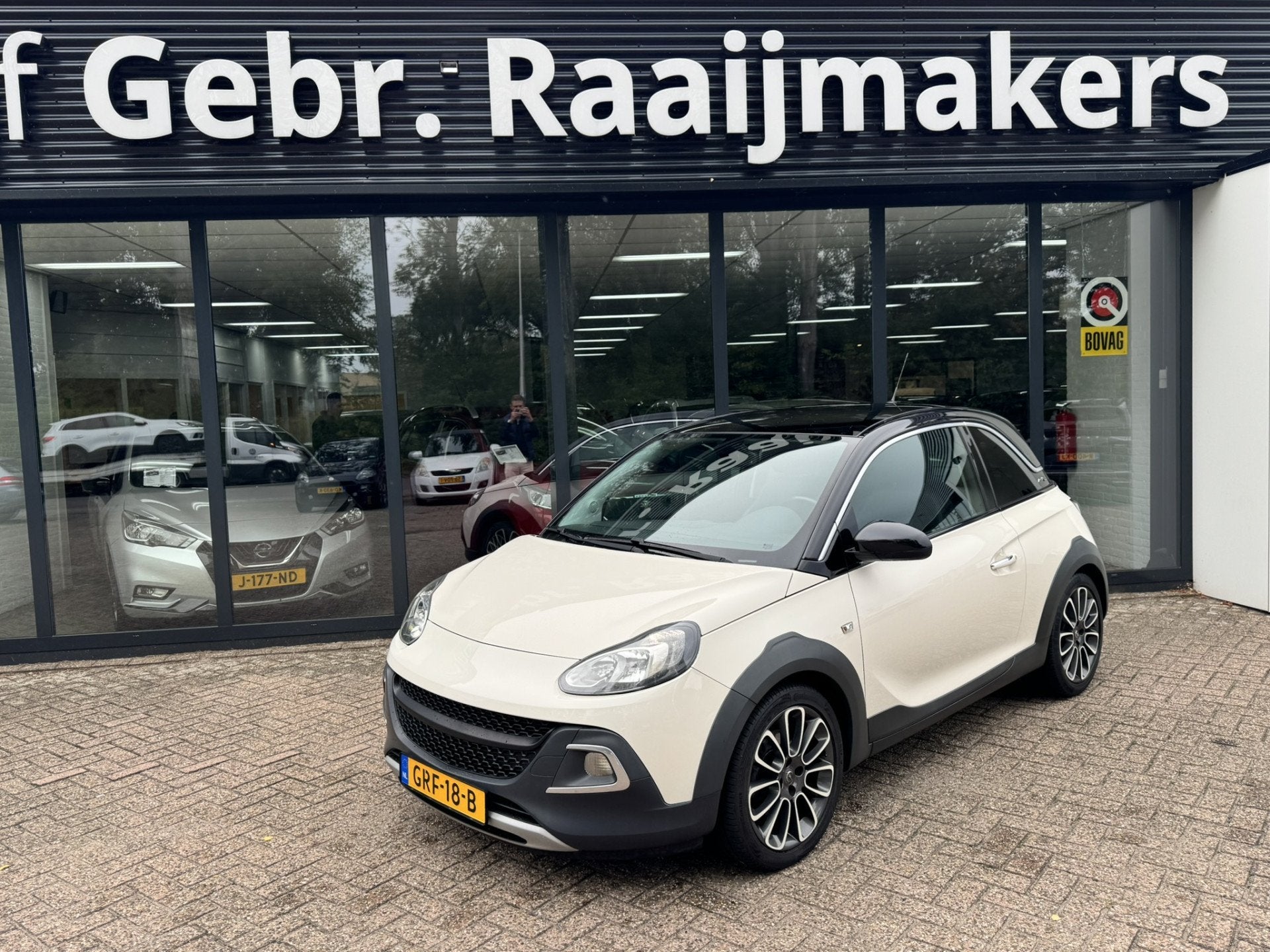 Opel ADAM 1.0 Turbo Rocks*Panorama*ECC*Winterpakket*Carplay*, Auto's, Voorwielaandrijving, 12 maanden, ADAM, Euro 6