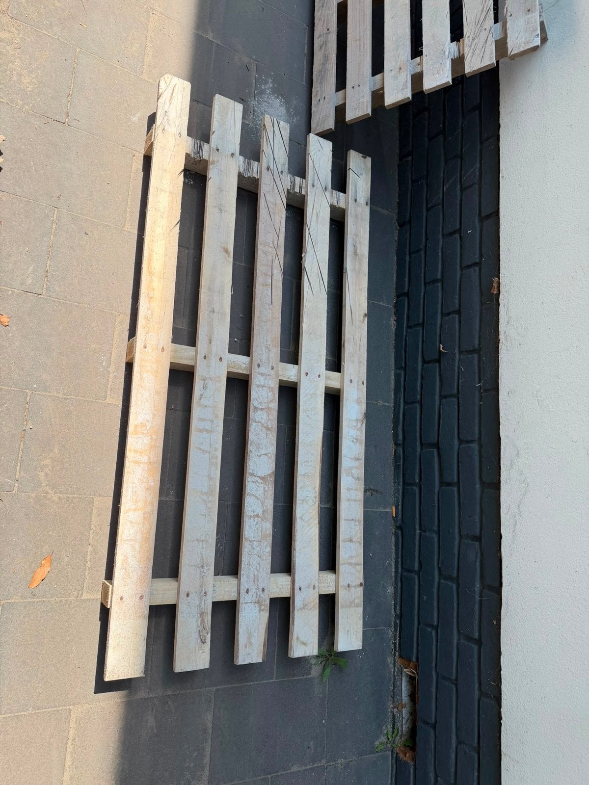 Gratis Houten Pallet, Tuin en Terras, Schuttingen, Gebruikt, Hout, 1 tot 2 meter, Minder dan 3 meter, Ophalen of Verzenden