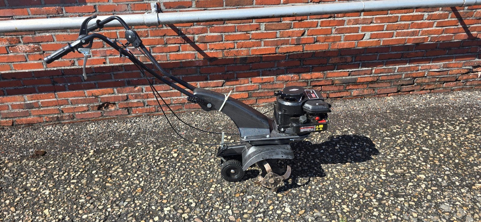b&s tuin frees, Ophalen