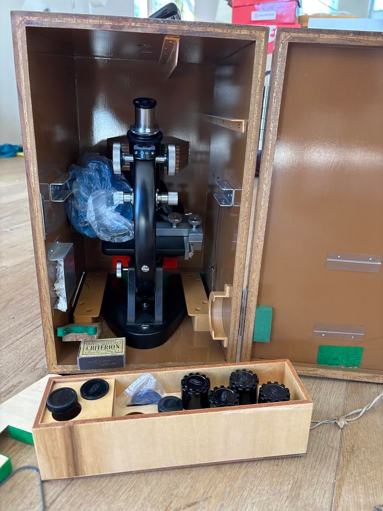 Olympus Tokyo Biologische Microscoop in Houten Koffer, Ophalen, Gebruikt, 400x tot 1000x, Biologische microscoop