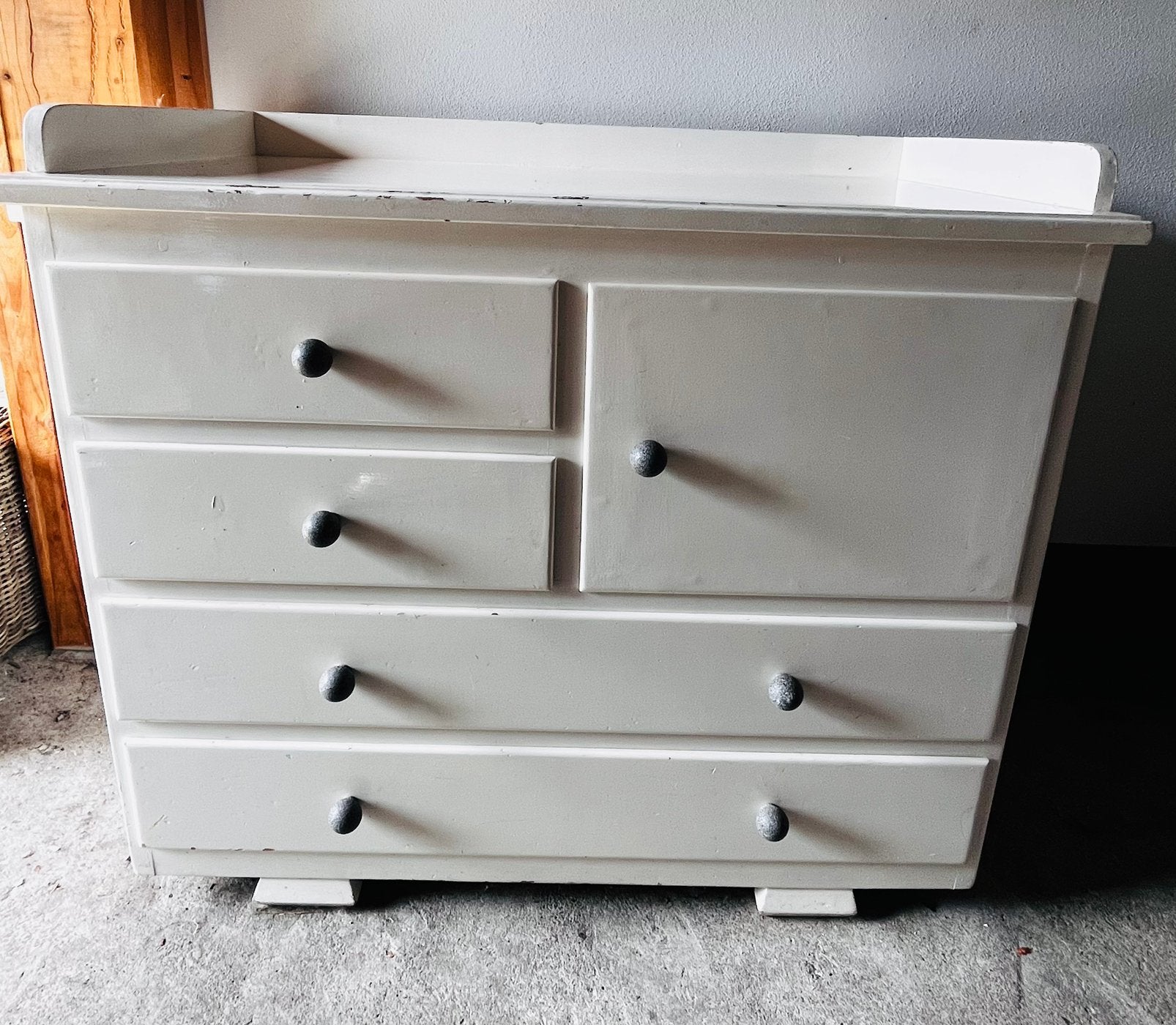 Commode jaren ‘50, Gebruikt, 50 tot 70 cm, 100 cm of meer, Opstaande rand