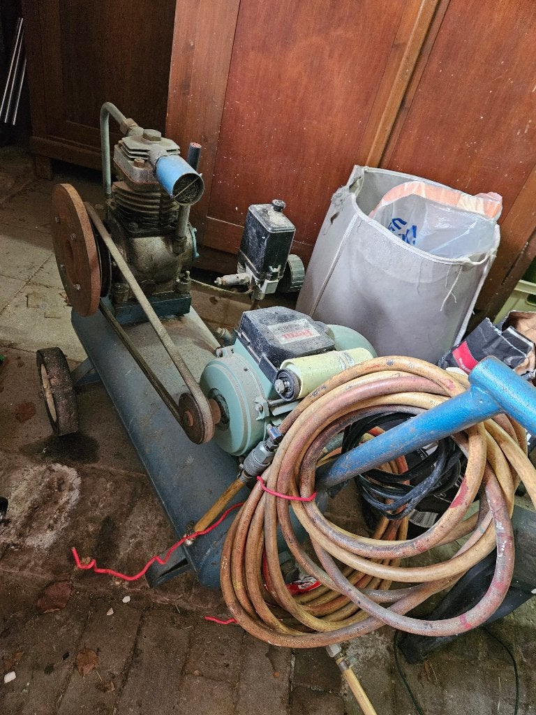 Compressor, Ophalen, Gebruikt, 6 tot 10 bar, Minder dan 200 liter/min