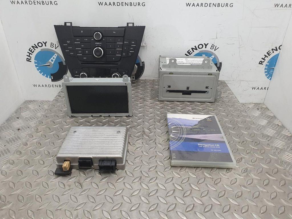 OPEL INSIGNIA Insignia Sports Tourer  NAVIGATIE 2009, Auto-onderdelen, Ophalen of Verzenden, Gebruikt, Stiba lid