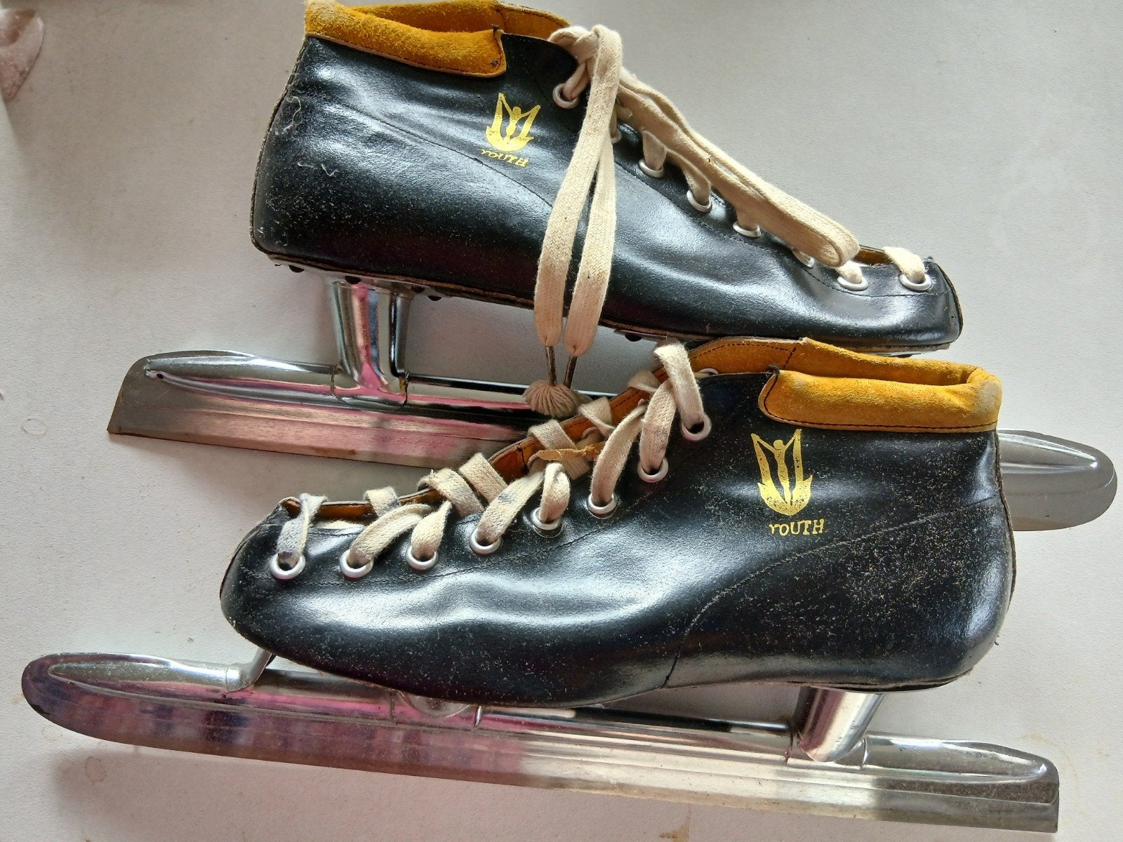Youth schaatsen, maat 38, in doos, Sport en Fitness, Ophalen, Gebruikt, Noren, Overige merken