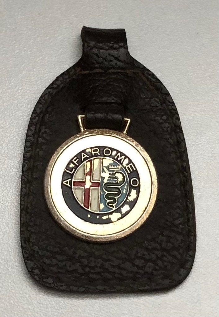 Oude sleutelhanger Alfa Romeo, Verzamelen, Sleutelhangers, Ophalen, Gebruikt, Merk