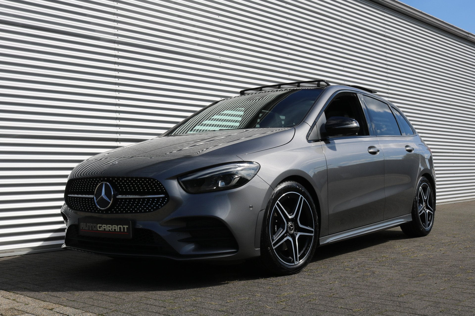 Mercedes-Benz B-Klasse 200 Aut AMG Pakket AMG NightPakket (P, Gebruikt, 4 cilinders, Bedrijf, 165 pk