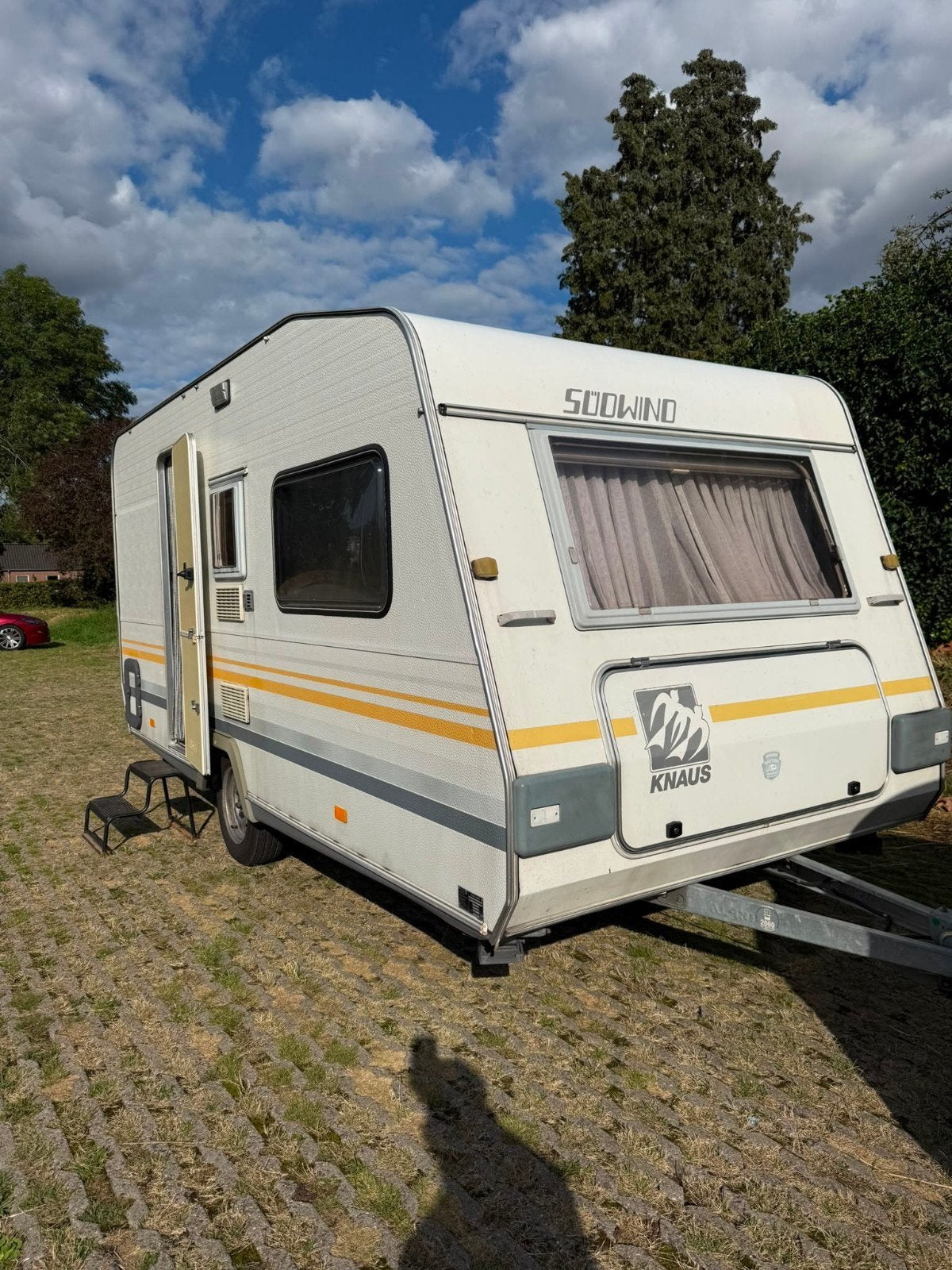 knaus sudwind zeer netjes 4 zits in hele mooie staat 2e eig, Caravans en Kamperen, Lengtebed, Schokbreker, Treinzit, 750 - 1000 kg