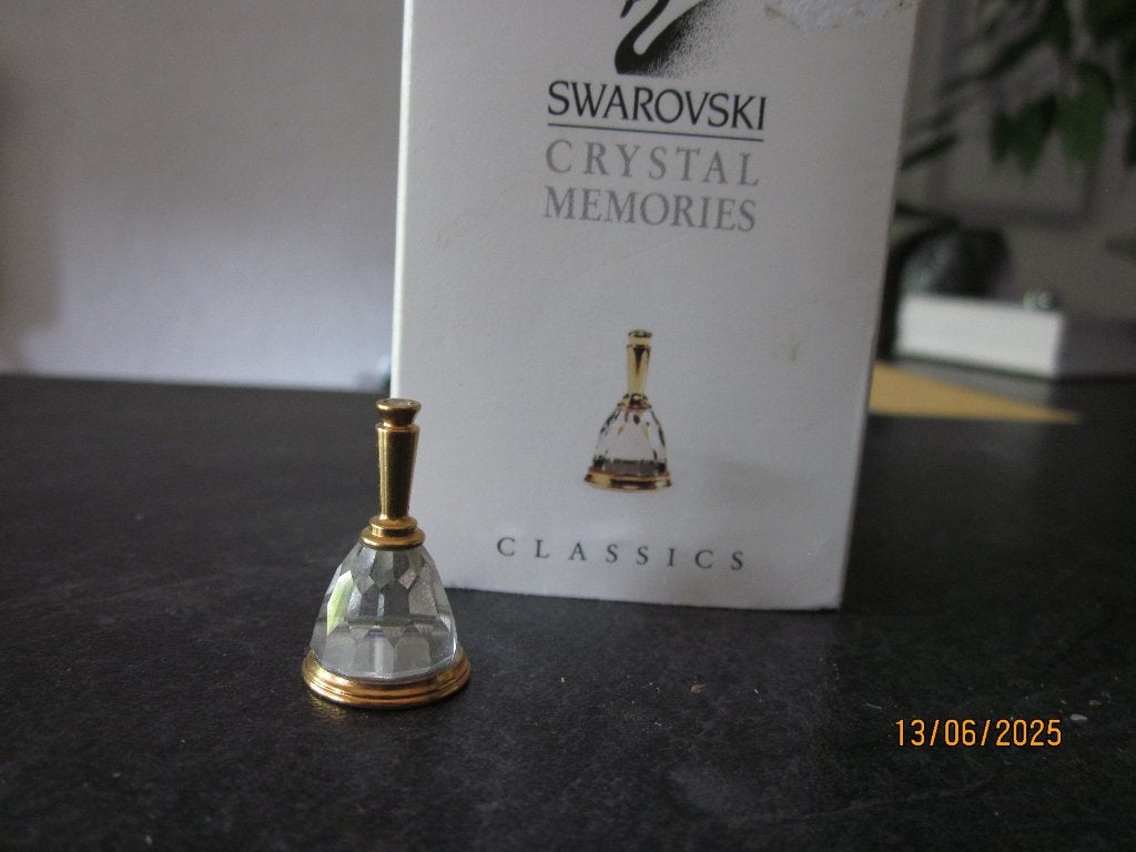 Swarovski Memories Tafelbel incl, doos & certificaat, Ophalen of Verzenden, Nieuw, Figuurtje