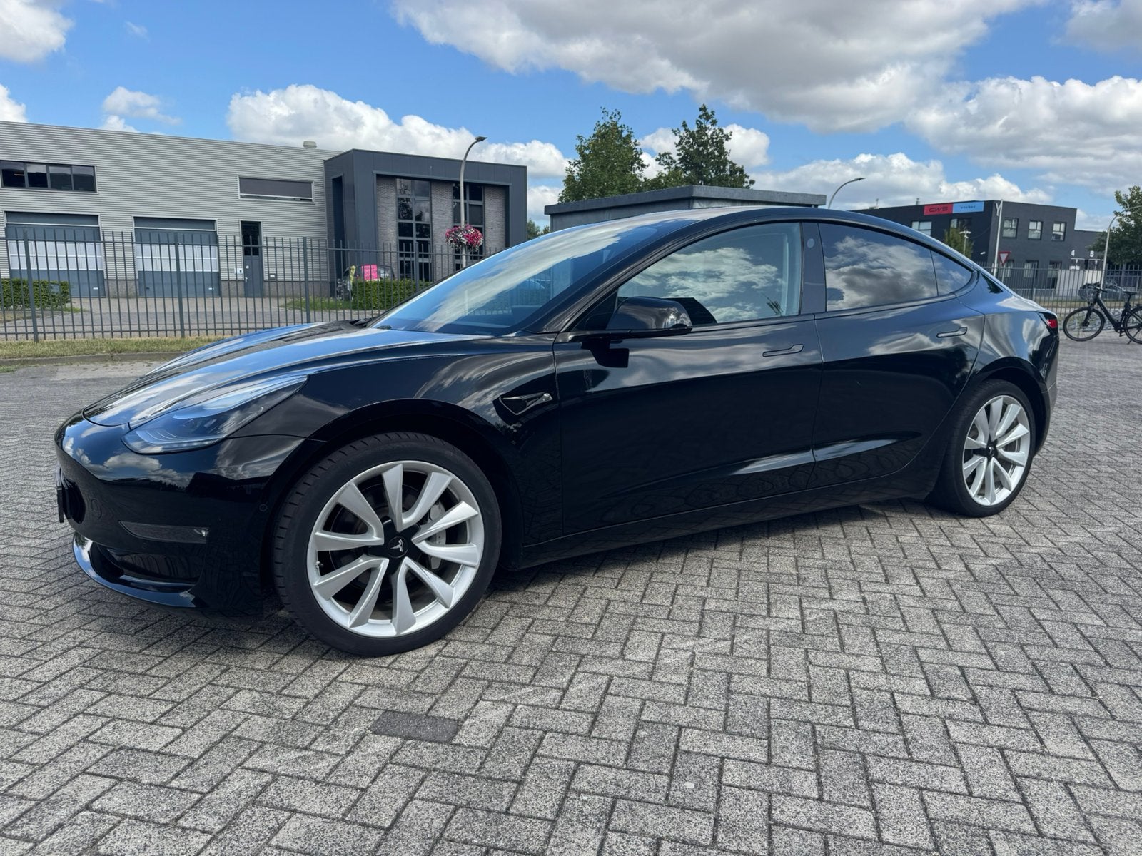 Tesla Model 3 Long-Range 75KWh Dual Motor AWD 254kW, Auto's, Tesla, Automaat, 1831 kg, Zwart, Zwart