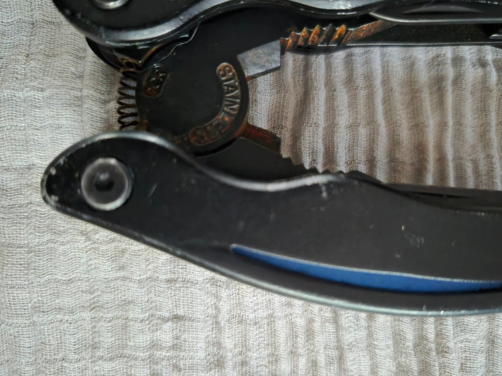 Multitool met roestplekken - Functioneel, Ophalen of Verzenden, Gebruikt, Multitool