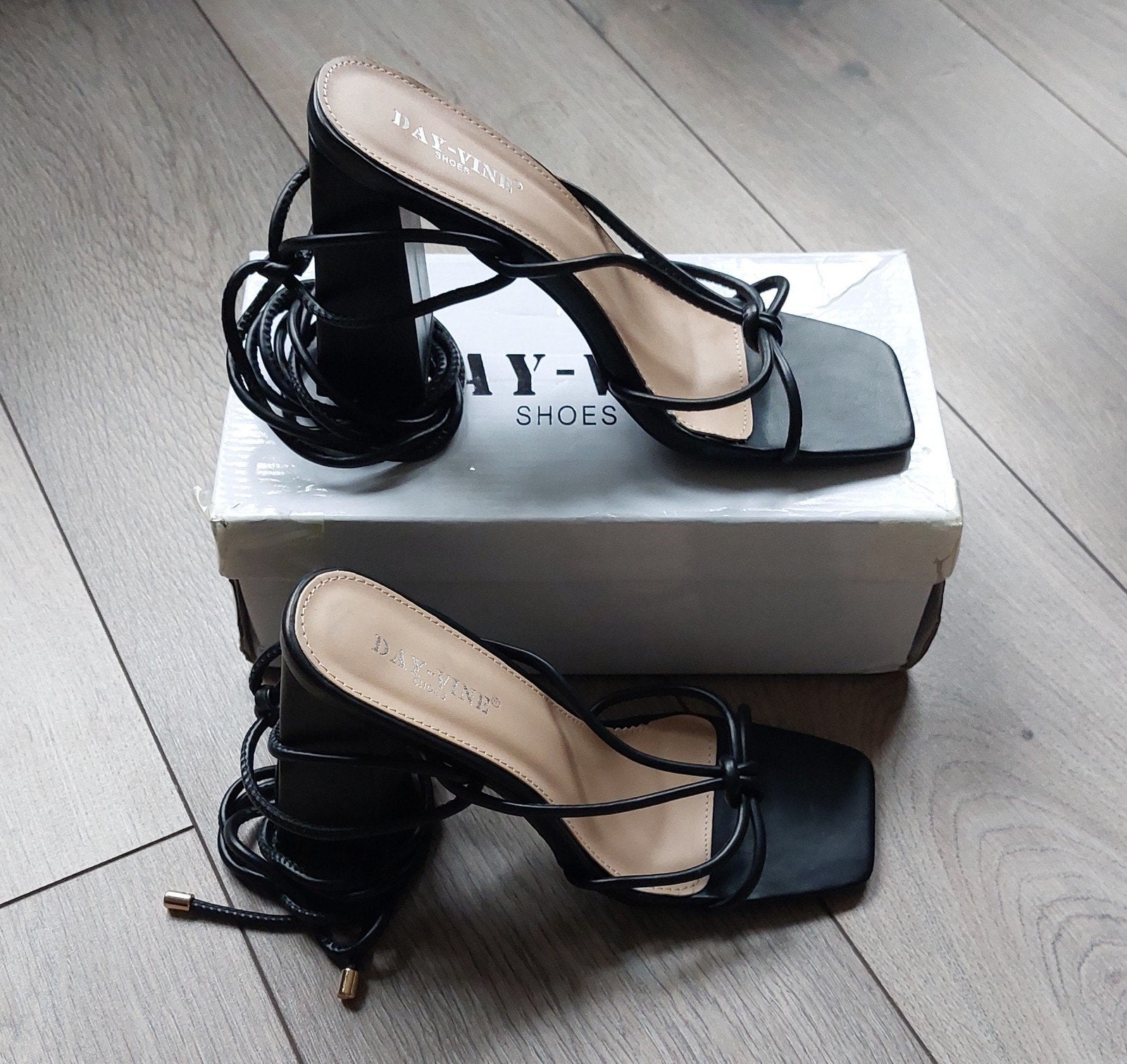 PUMP zwart Maat 36, Pumps, Zwart, Day-Vine, Nieuw