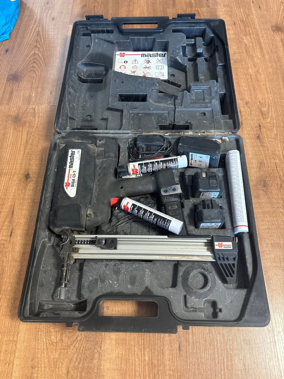 Wurth Master DIGA CS-1 tacker met koffer en accessoires, Ophalen of Verzenden, Gebruikt