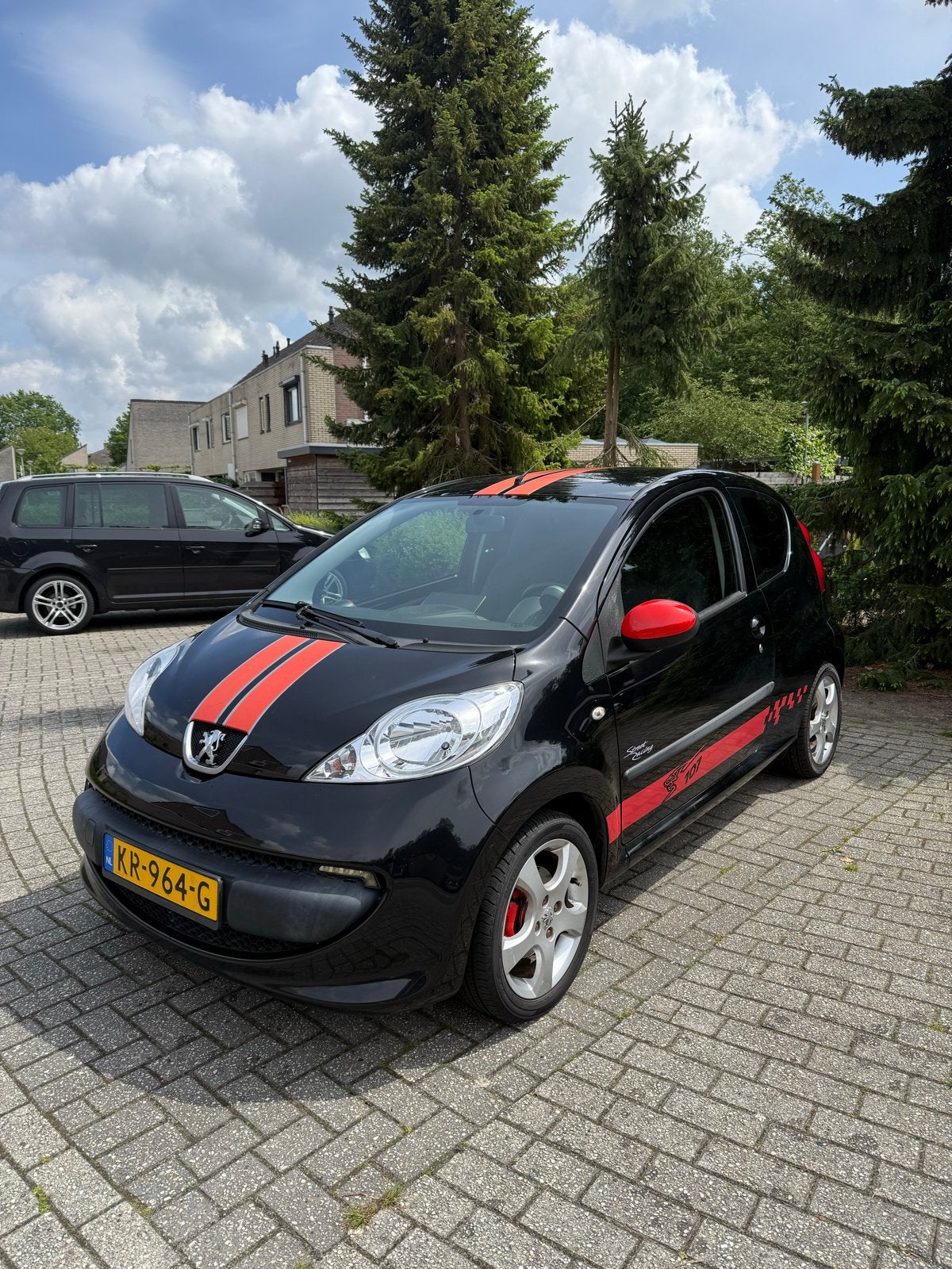 Peugeot 107 1.0 12V 3DR 2007 Zwart, Auto's, Voorwielaandrijving, 765 kg, 4 stoelen, Handgeschakeld