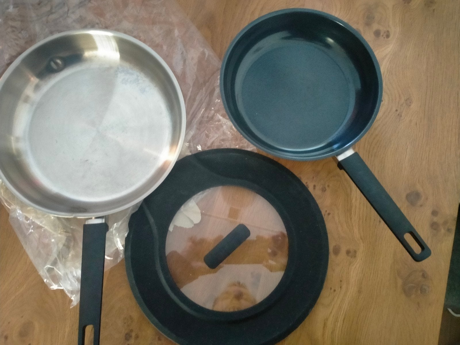 Berghoff Essentials Pannenset met Deksel - RVS en Antiaanbak, Ophalen of Verzenden, Rvs, Pannenset