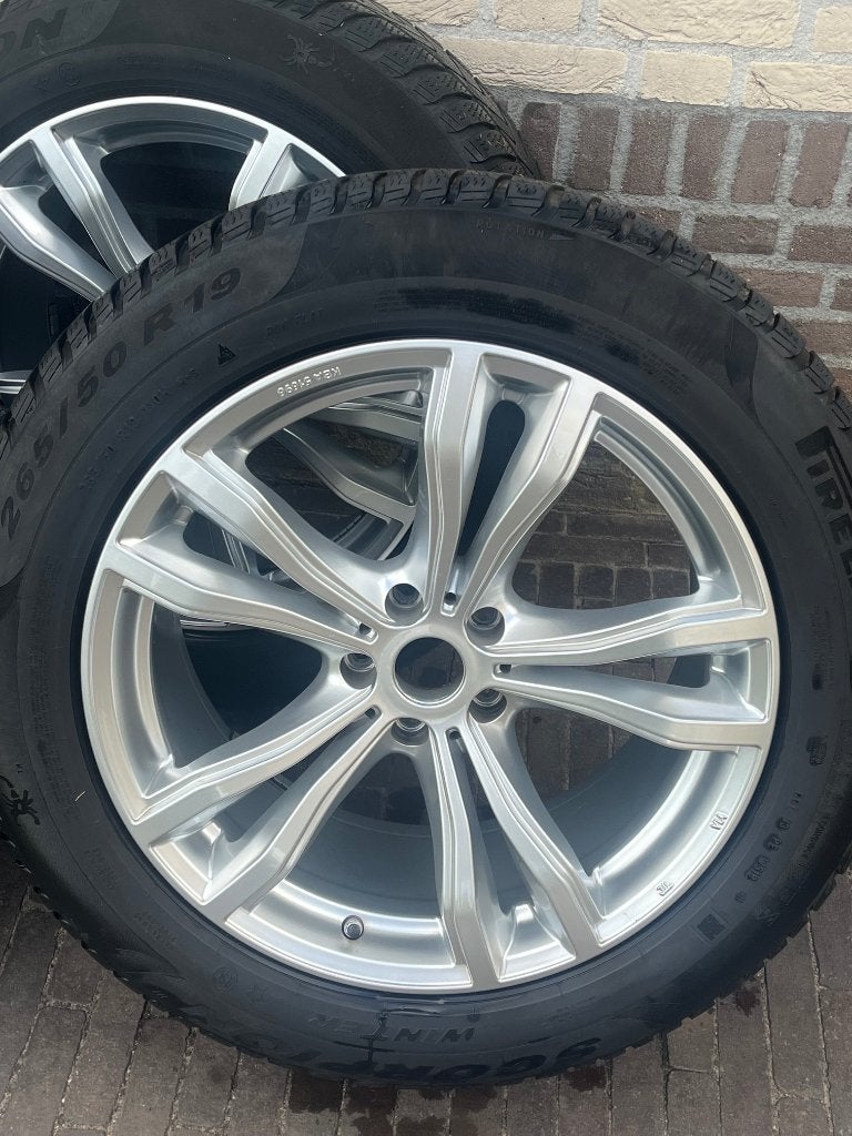Winterbanden set BMW X5 (G05), Auto-onderdelen, Banden en Velgen, Gebruikt, 265 mm, Banden en Velgen, Winterbanden