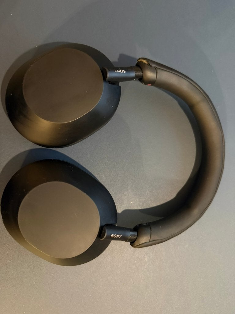 Sony WH-1000XM5