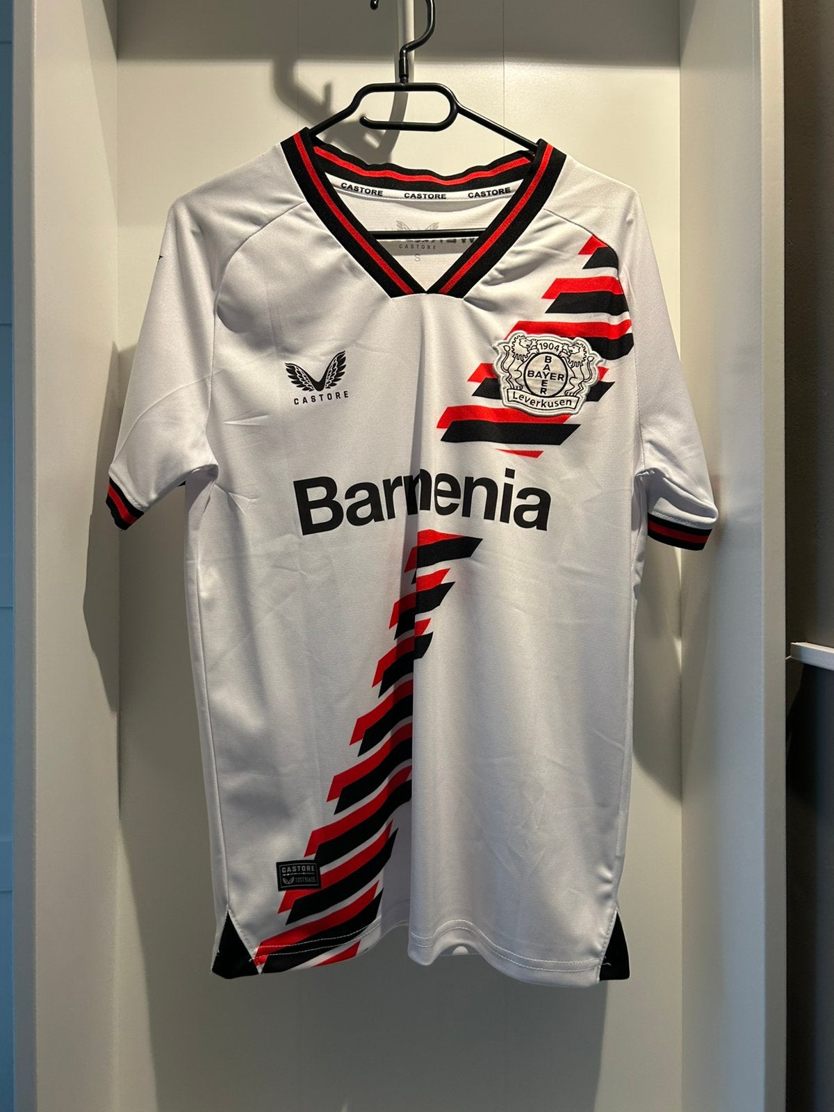 Bayer Leverkusen uit shirt 23/24 Alejandro Grimaldo, Verzamelen, Ophalen of Verzenden, Zo goed als nieuw, Buitenlandse clubs, Shirt