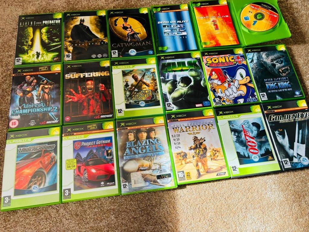 X-BOX Original incl. 17 spellen - Nooit gebruikt!, Spelcomputers en Games, Spelcomputers | Xbox Original, Ophalen of Verzenden
