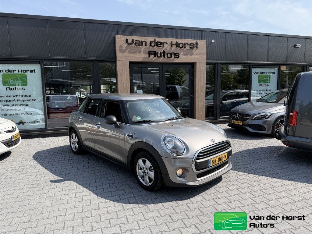 MINI 5-deurs 1.5 One airco navigatie 5 deurs (bj 2018), Gebruikt, Euro 6, 49 €/maand, Bedrijf
