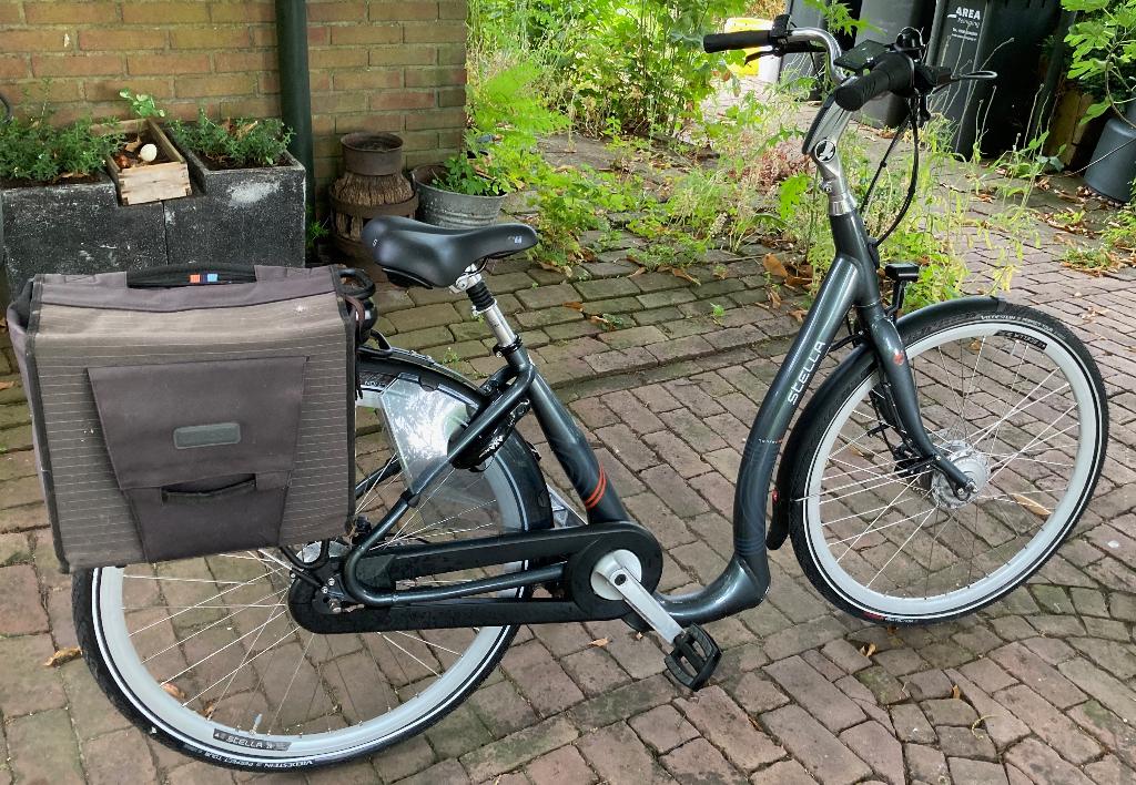 Slella Nantes e-bile met extra lage instap, (Extra) lage instap, 47 tot 50 cm, Zo goed als nieuw, Ophalen