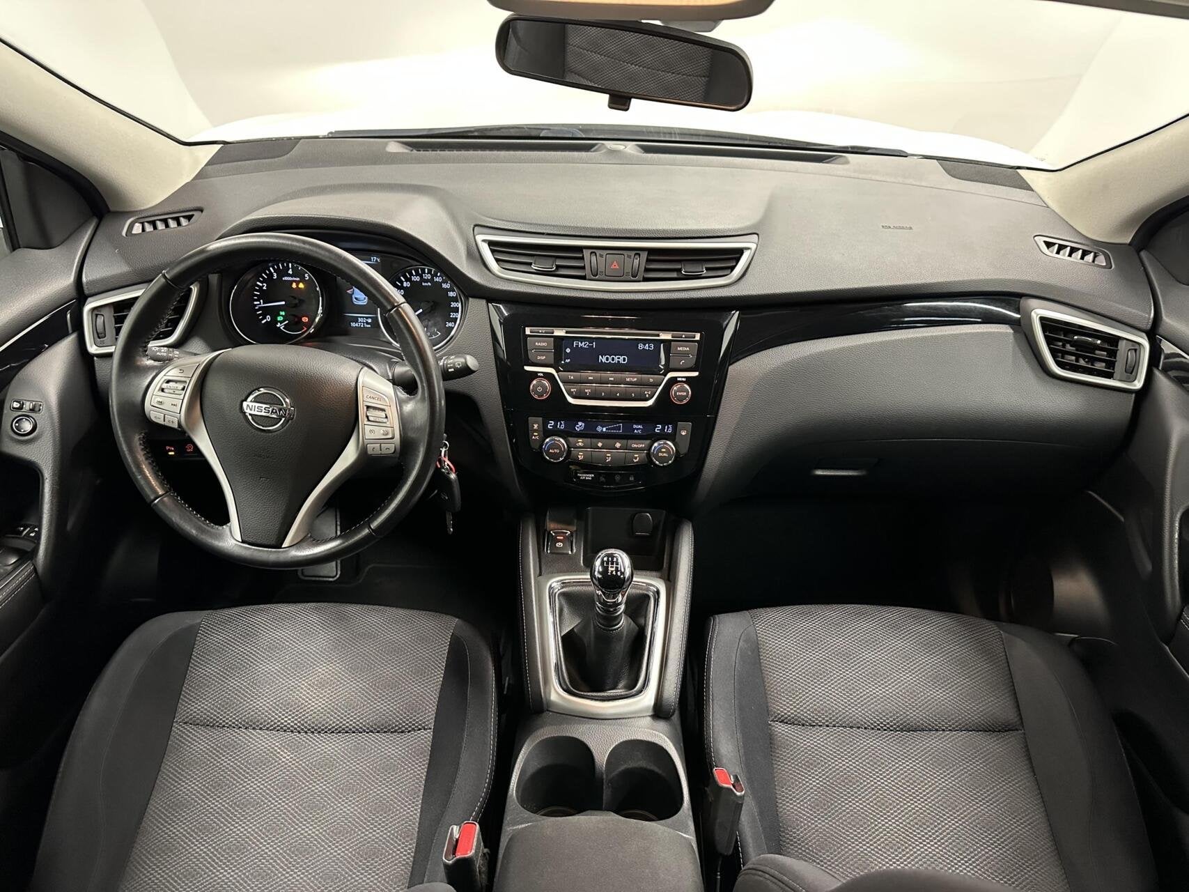 Nissan Qashqai 1.2 Acenta TREKHAAK ECC LM CRUISE 104000KM., Auto's, Voorwielaandrijving, Stof, Gebruikt, Euro 6