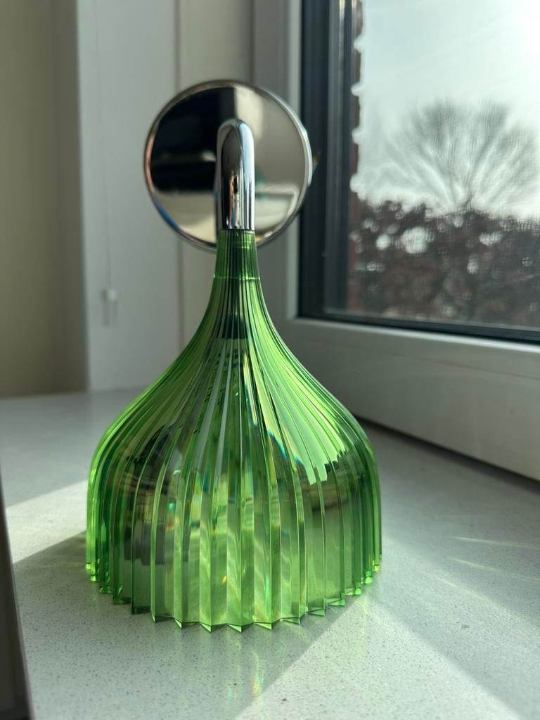 Kartell E Wandlamp Groen – Nieuw in doos, Ophalen of Verzenden, Nieuw, Metaal, Modern