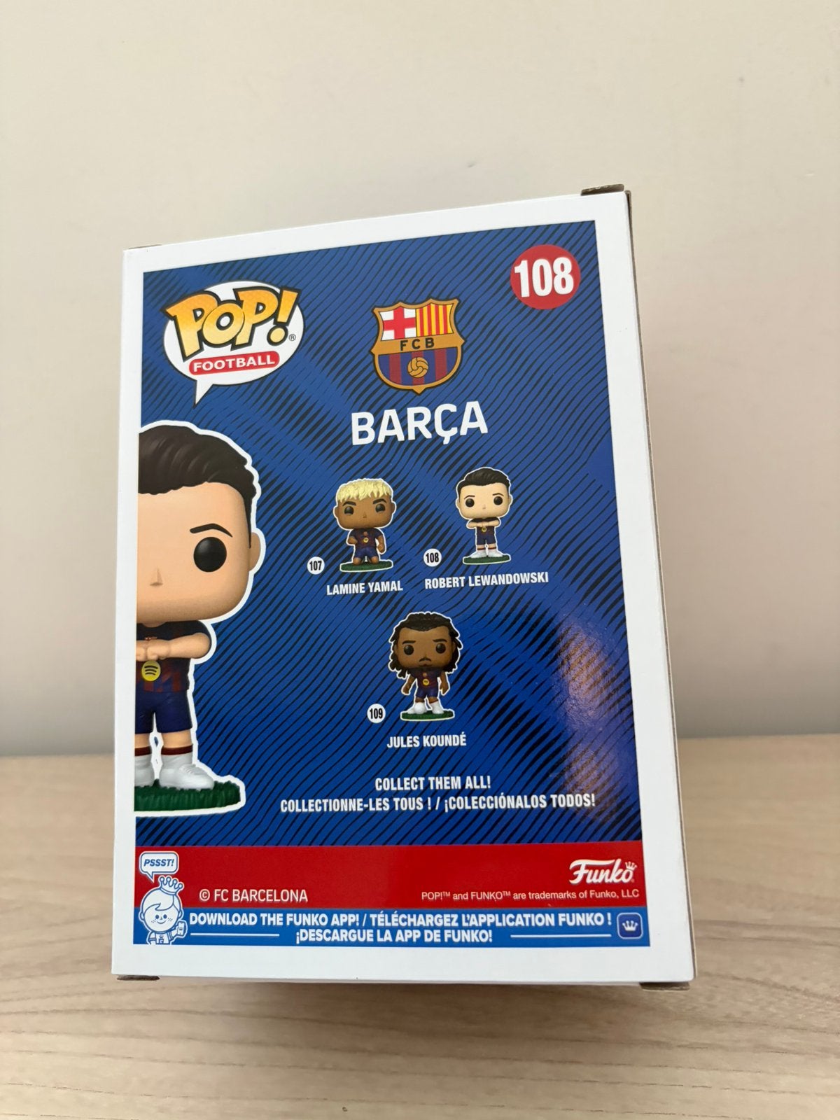 Robert Lewandowski #108 Funko Pop! Football FC Barcelona, Funko Europe, Ophalen of Verzenden, Zo goed als nieuw, 4th floor, 1 Queen Caroline St, London W6 9YN, Verenigd Koninkrijk