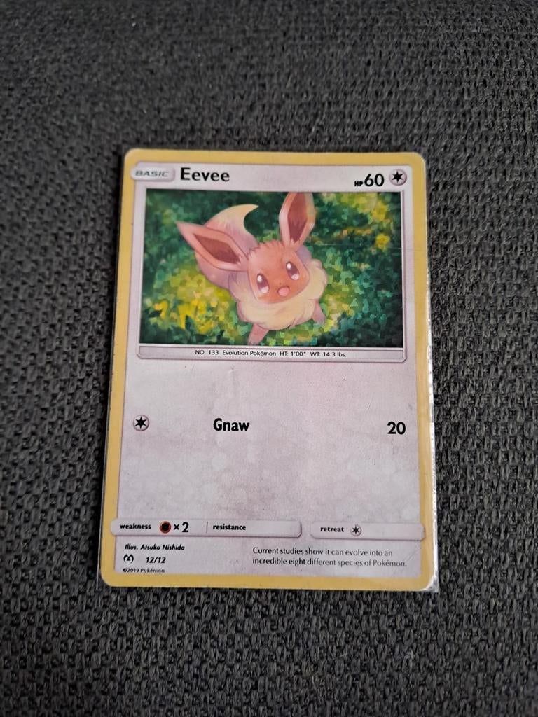 Hele mooie pokemon kaart Eevee tekoop!, Ophalen of Verzenden, Gebruikt, Losse kaart, Foil