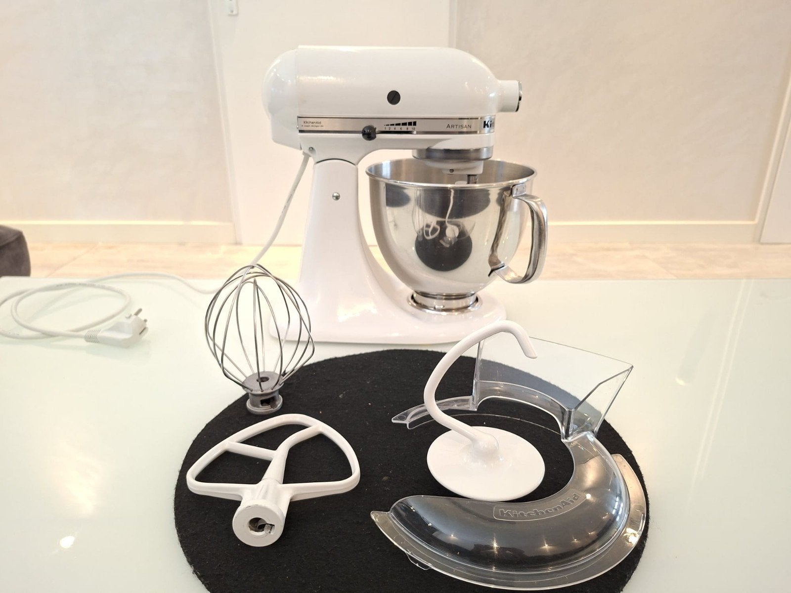 KitchenAid Artisan 5KSM150PSEW Keukenmachine, Witgoed en Apparatuur, 4 liter of meer, Ophalen of Verzenden, Zo goed als nieuw
