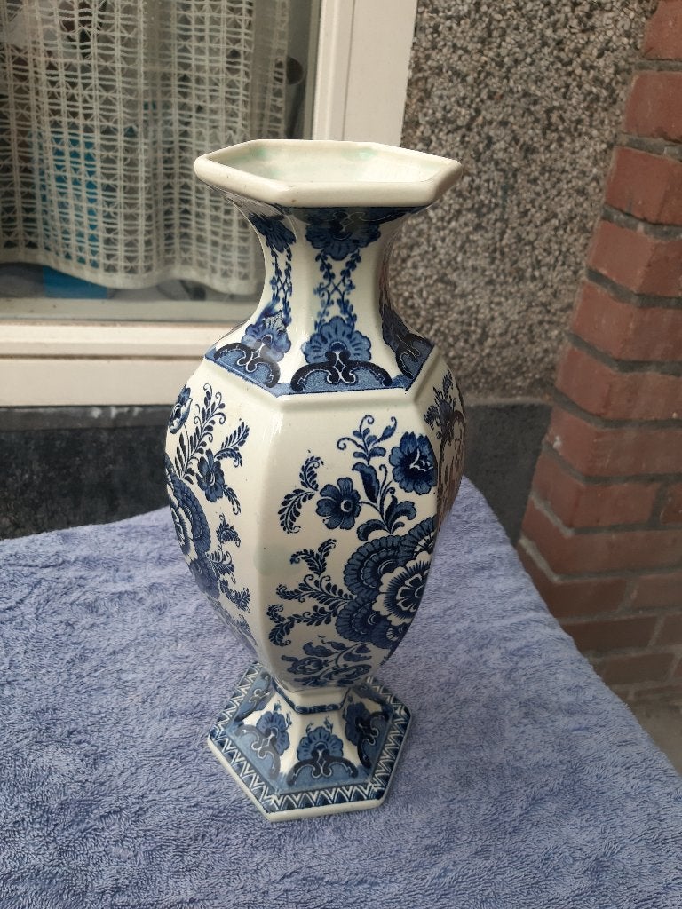 Vaas, heel mooi en antiek, aardewerk. oud. Delftsblauw,, Ophalen, Handgemaakt, 30 cm, Zo goed als nieuw