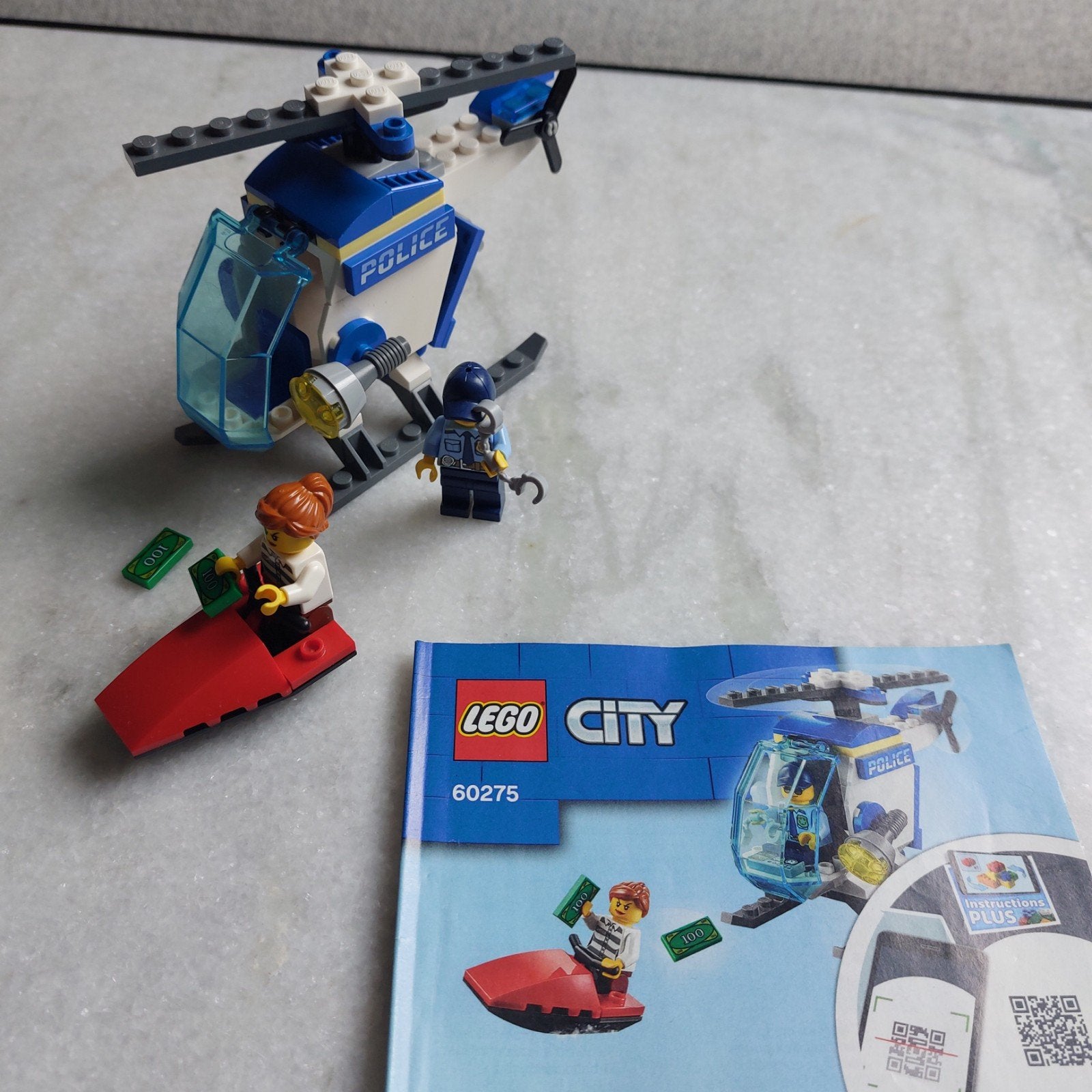 Lego City Politiehelikopter 60275 met 2 minifiguren, Compleet, City, Lego, Ophalen of Verzenden