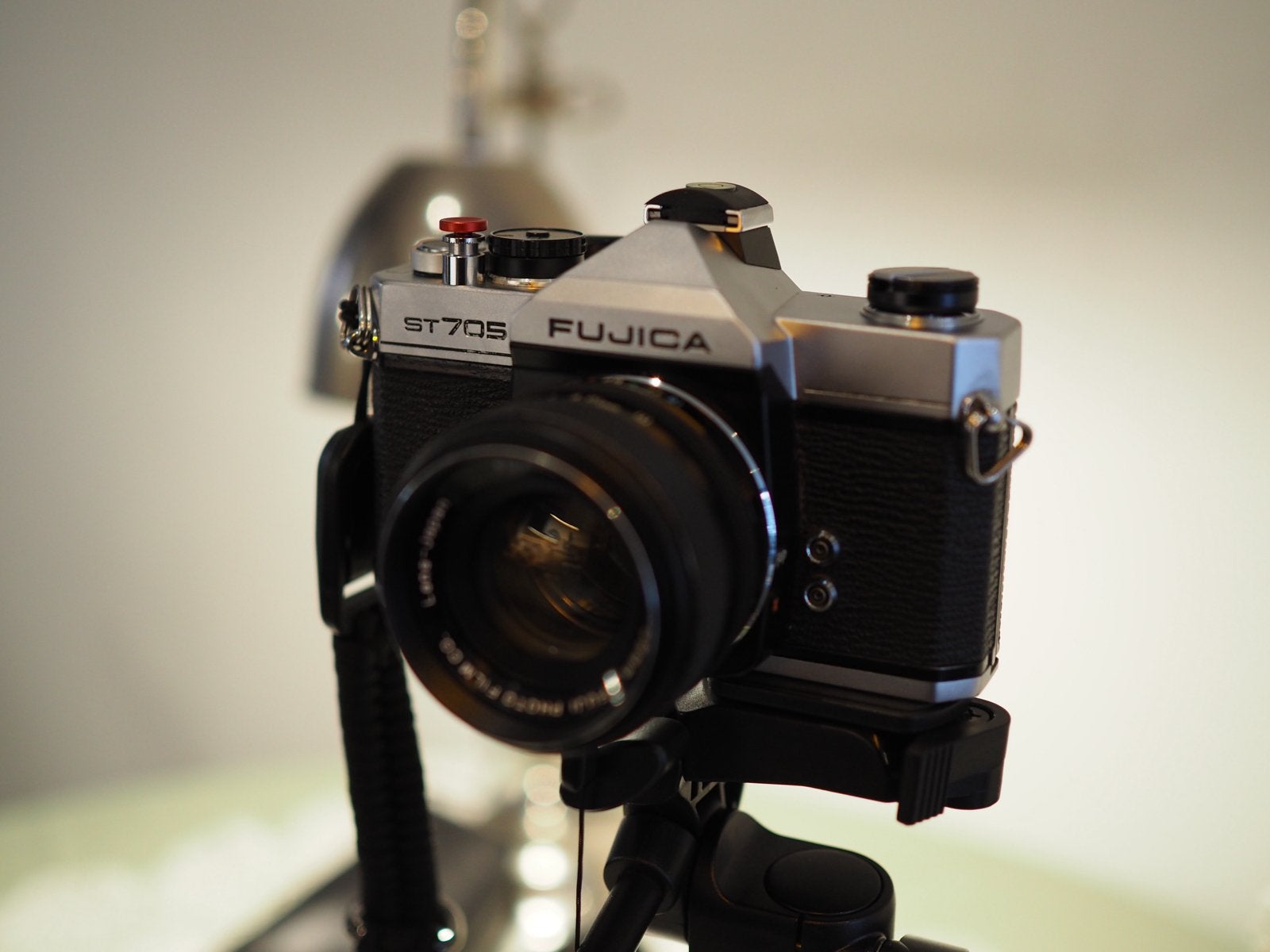 Fujica ST705 spiegelreflexcamera met 2 lenzen, Audio, Tv en Foto, Fotocamera's Analoog, Zo goed als nieuw, Spiegelreflex, Fuji