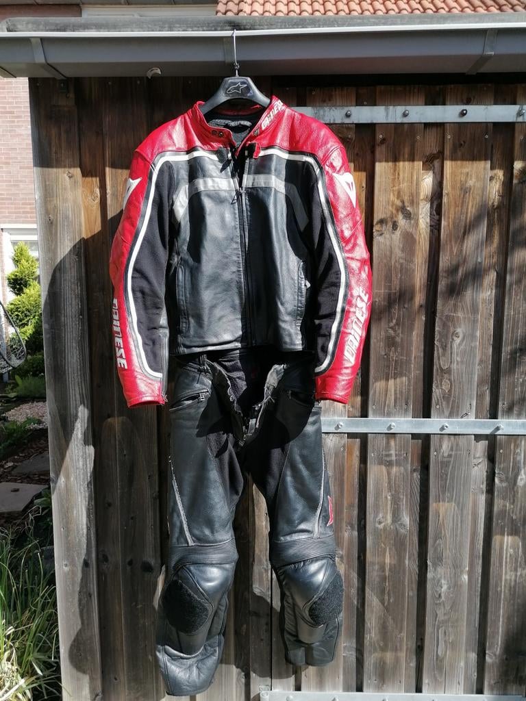 Te koop Dainese Combi pak maat 54, broek lengtemaat 104, Motoren, Kleding | Motorkleding, Ophalen of Verzenden, Tweedehands, Combipak