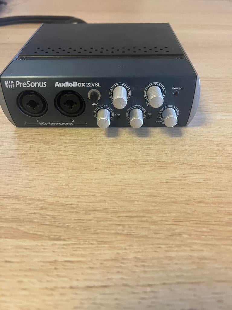 Presonnus Audio box 22vsl, Ophalen of Verzenden, Zo goed als nieuw, Minder dan 2 meter, Overige kabels
