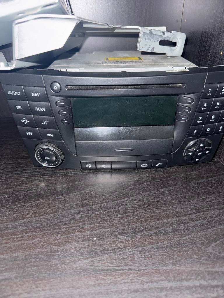Autoradio Mercedes CLS, Ophalen of Verzenden, Gebruikt