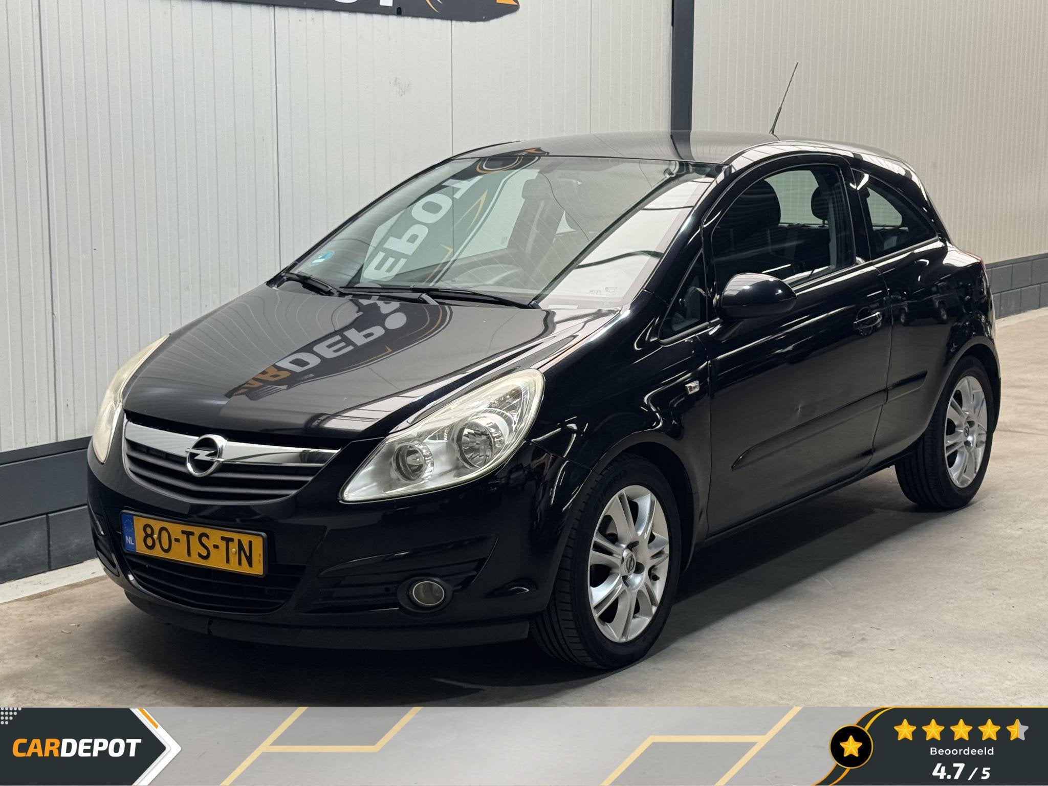 Opel Corsa 1.4-16V Cosmo Nette wagen Airco Jaar APK, Auto's, Voorwielaandrijving, Stof, Gebruikt, 4 cilinders