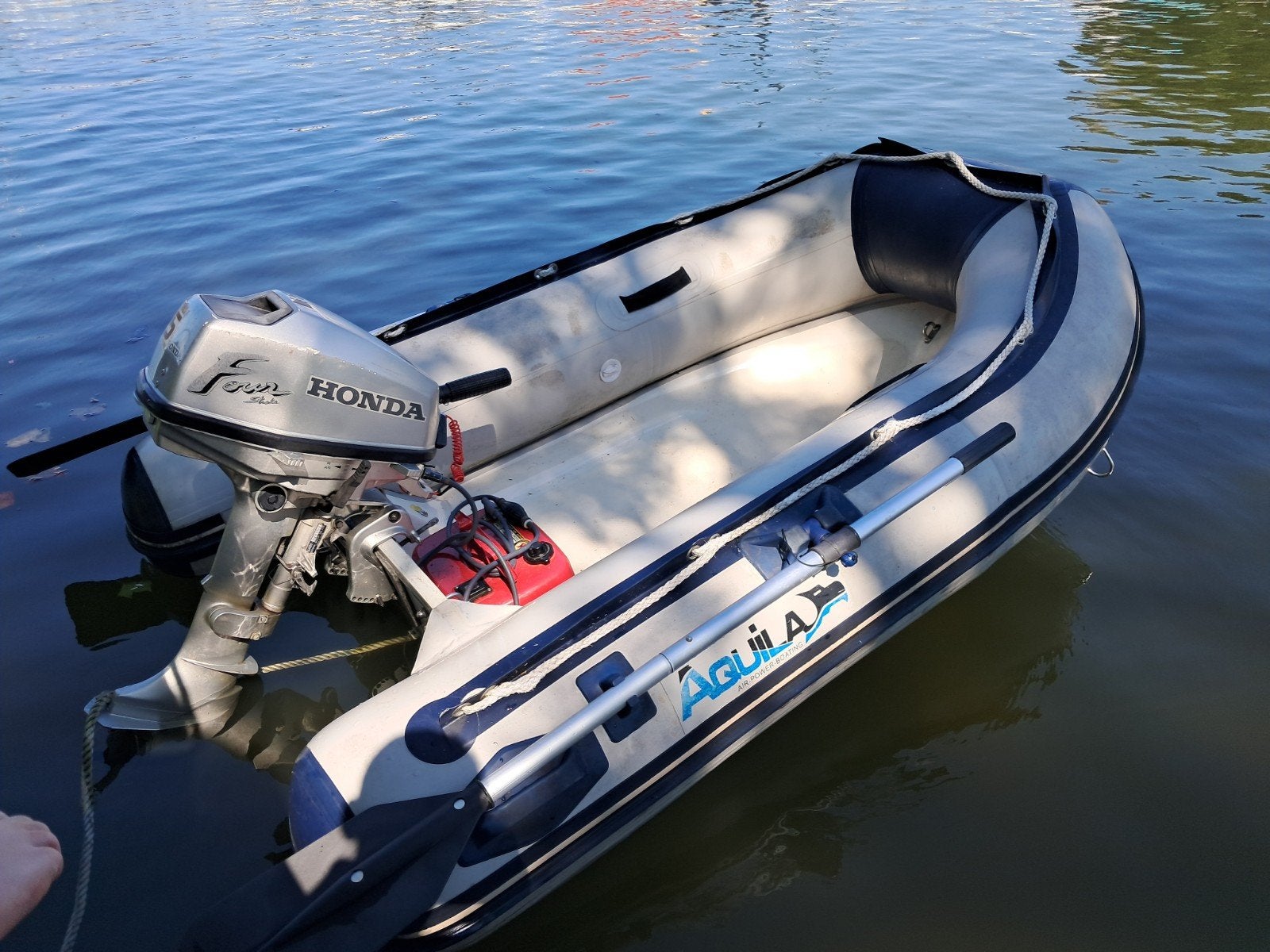 Rib rubberboot met Honda 5 pk 4 takt buitenboordmotor, Ophalen, Zo goed als nieuw, Motor en Techniek, Motorboot