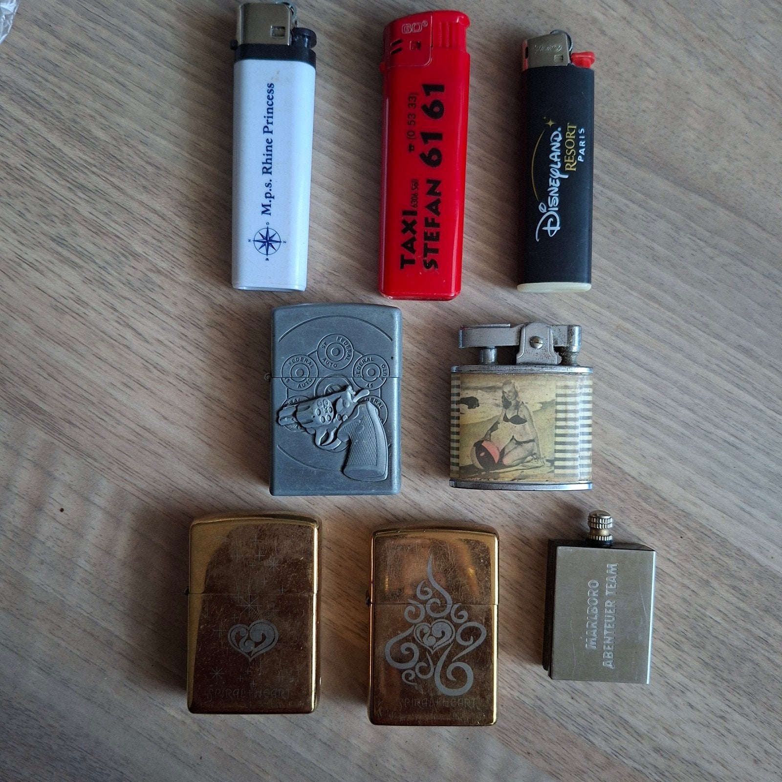oude aanstekers 8 stuks een koop, Verzamelen, Rookartikelen, Aanstekers en Luciferdoosjes, Ophalen of Verzenden, Gebruikt, Aansteker