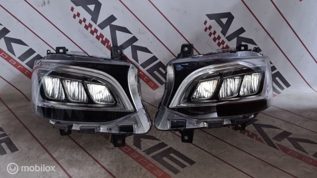 Mercedes sprinter W910 Koplampen set Led A9109068100, Auto-onderdelen, Gebruikt, Ophalen of Verzenden