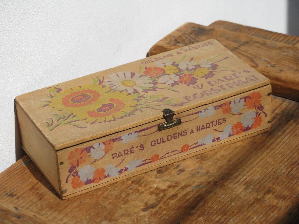 Brocante doosje hout Paré 's "guldens & hartjes" uit 1939., Ophalen of Verzenden