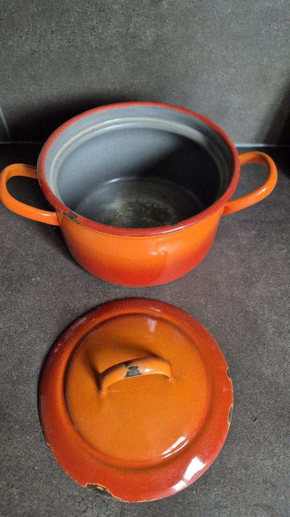 Brocante oranje emaille pan, keukenpan. 22 cm. S48, Ophalen of Verzenden