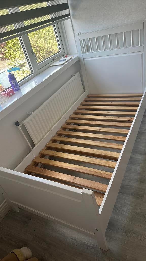 Ikea Hemnes bed, 90x200 cm. Zgan, 90 cm, Eenpersoons, Wit, Ophalen of Verzenden