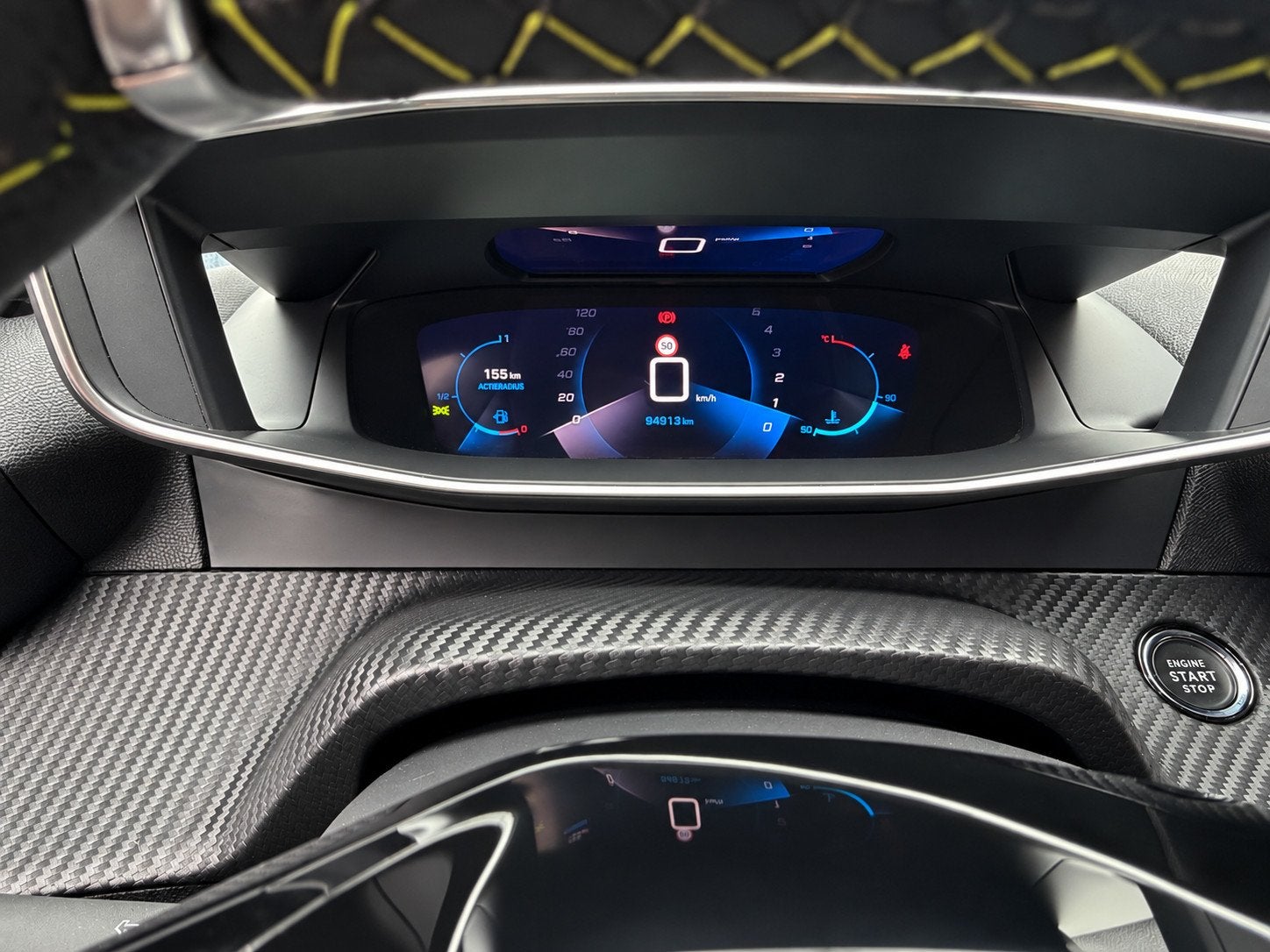 Peugeot 208 1.2 PureTech GT Pack - Navigatie / Apple CarPlay, Voorwielaandrijving, Dealer onderhouden, 101 pk, Gebruikt