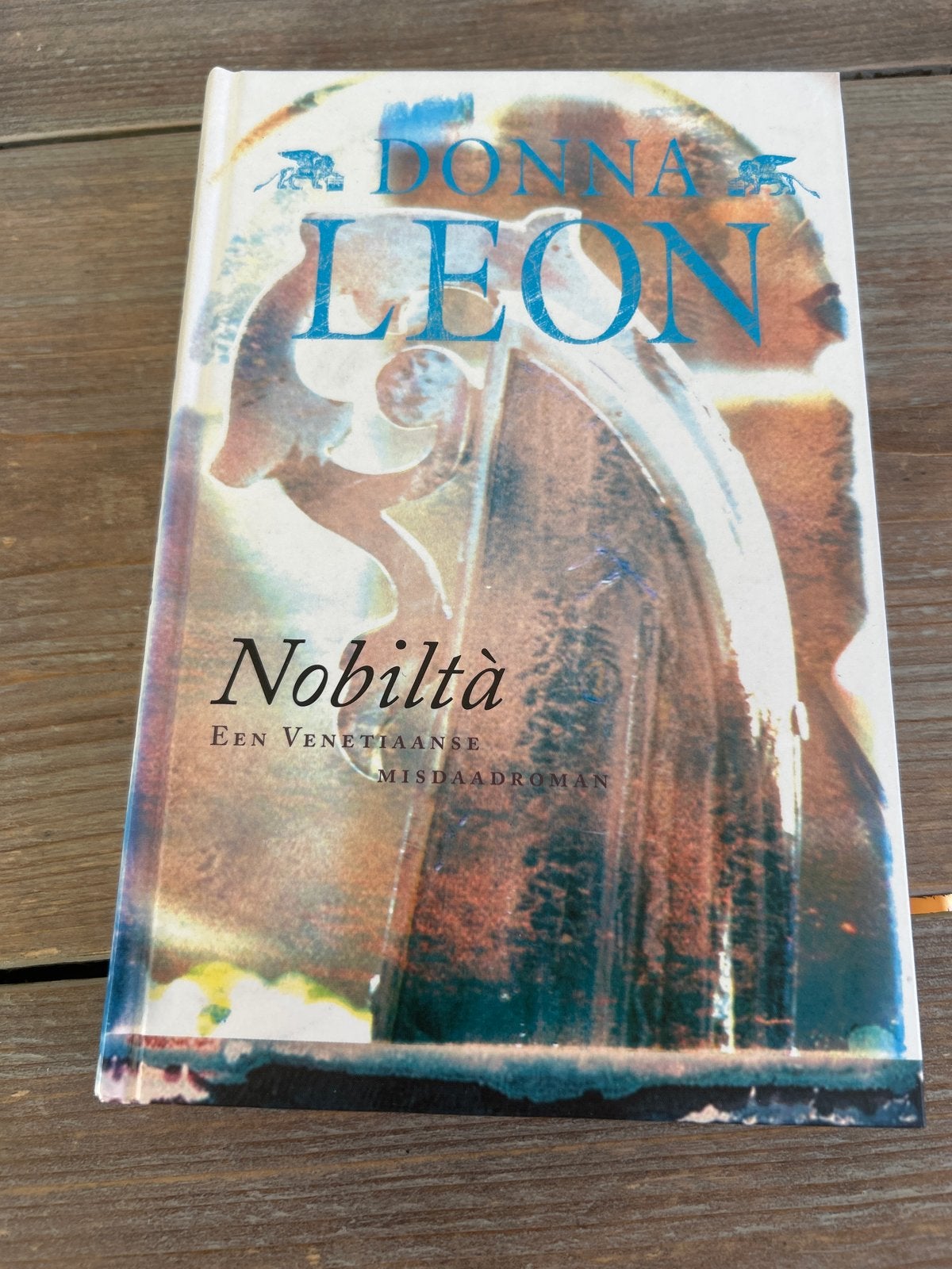 Nobilta - Donna Leon (Commissaris Brunetti), Ophalen of Verzenden, Gelezen, Europa overig