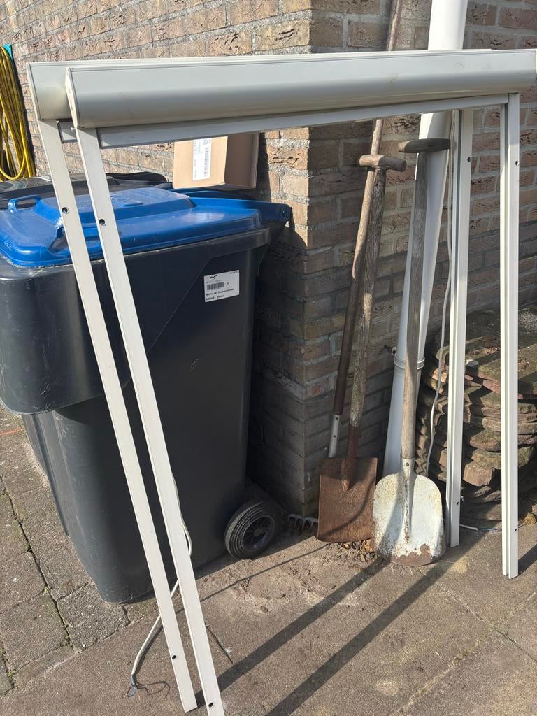 Elektrische screens, beige, maten op foto 2, Tuin en Terras, Ophalen, Gebruikt, Elektrisch, Minder dan 250 cm