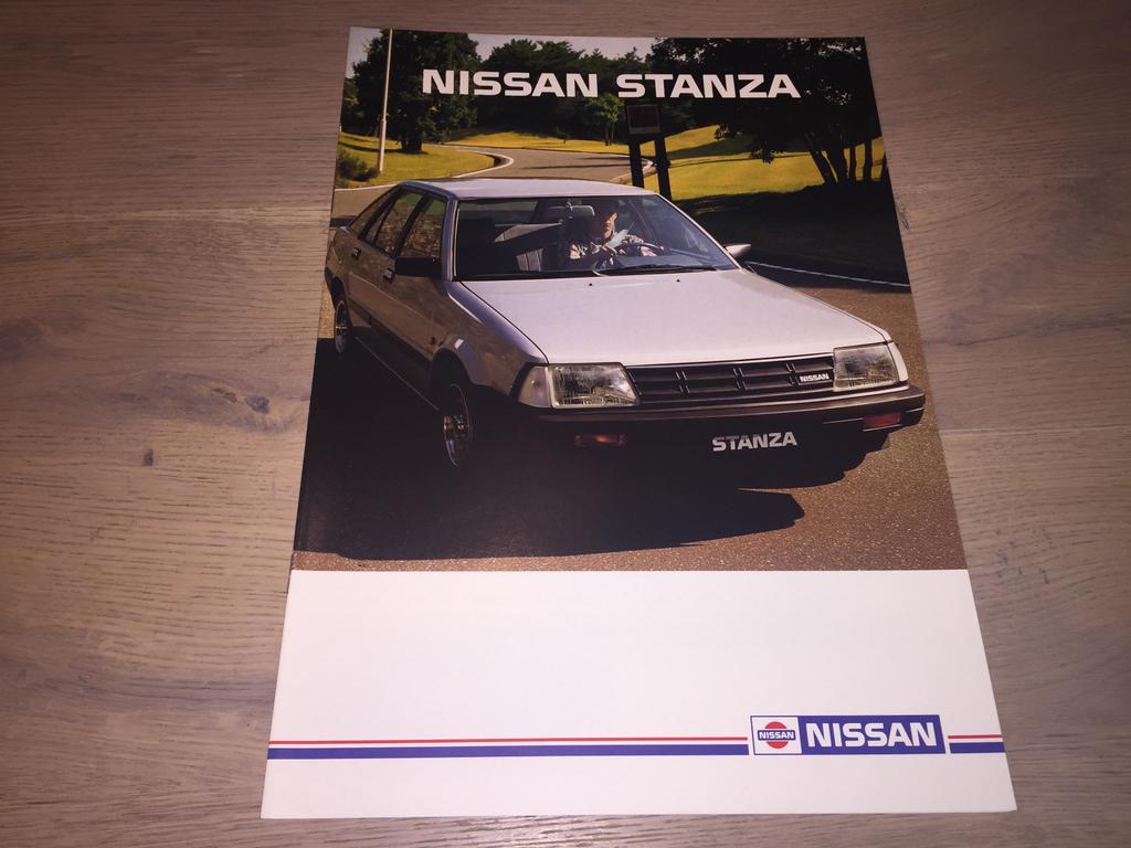 Folder Nissan Stanza, Ophalen of Verzenden