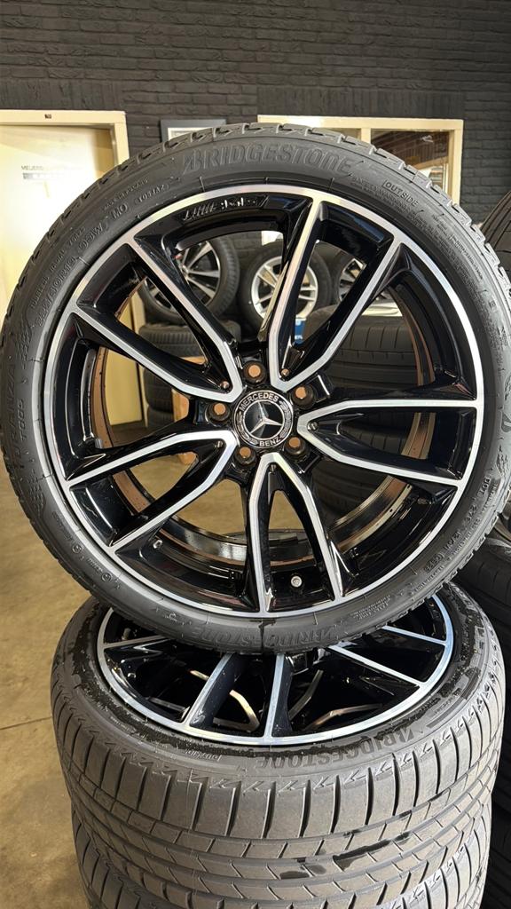 19” Nieuwe originele Mercedes A-Klasse AMG set, Auto-onderdelen, 19 inch, Banden en Velgen, Nieuw, Ophalen of Verzenden