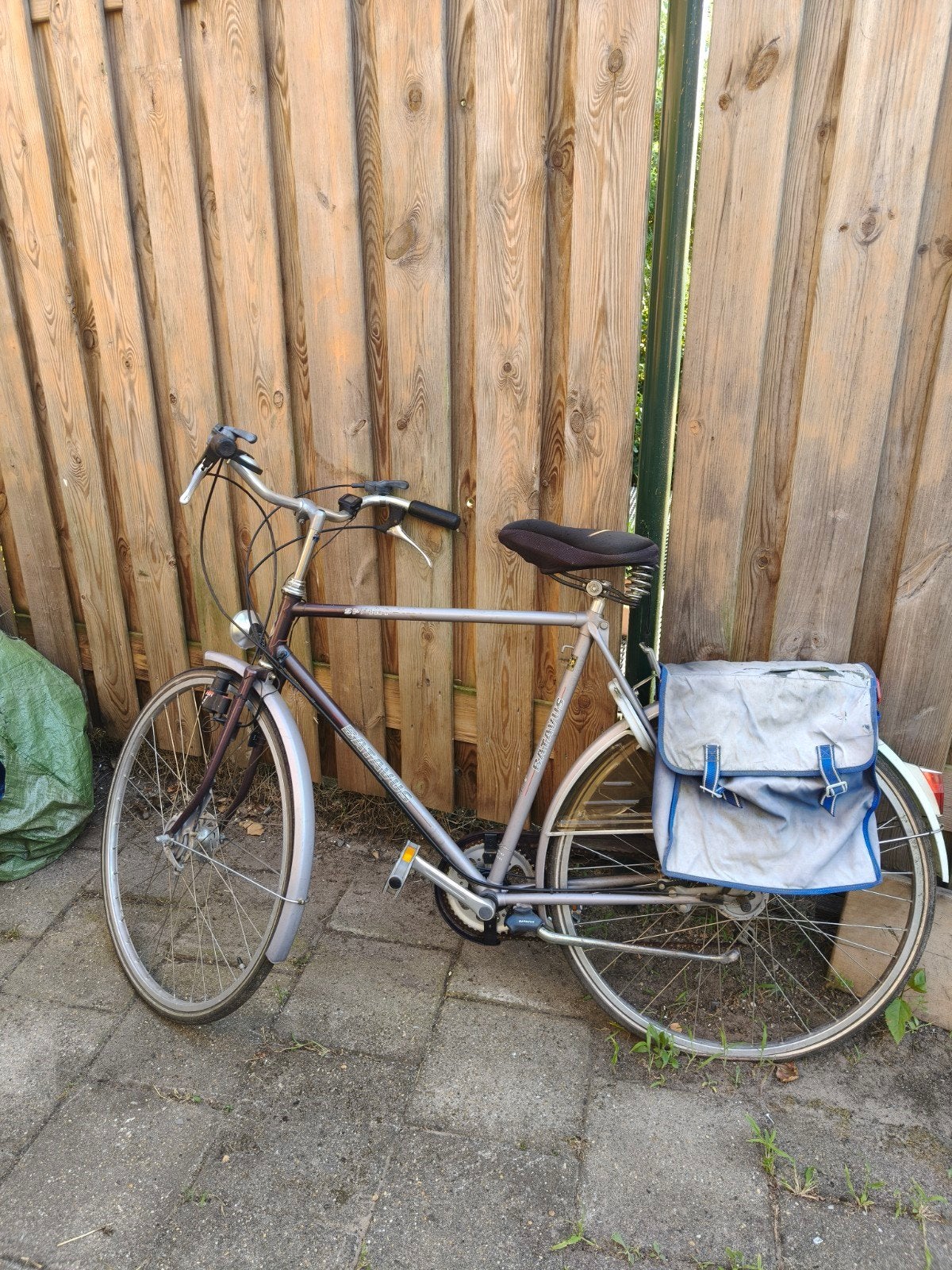 Gebruikte fietsen - Diverse merken en maten, Fietsen en Brommers, Velgrem, (Extra) lage instap, Ophalen, Overige merken